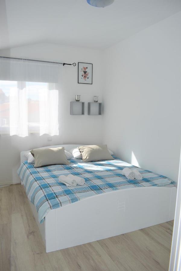 Apartments Janja Murter Kültér fotó