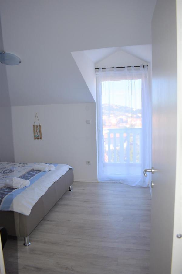 Apartments Janja Murter Kültér fotó